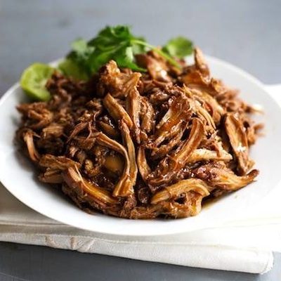 Honey Glazed Crockpot Chicken Adobo - simple pantry ingredients, hardly any hands-on time, 200 calories. | https://monster-nights.today