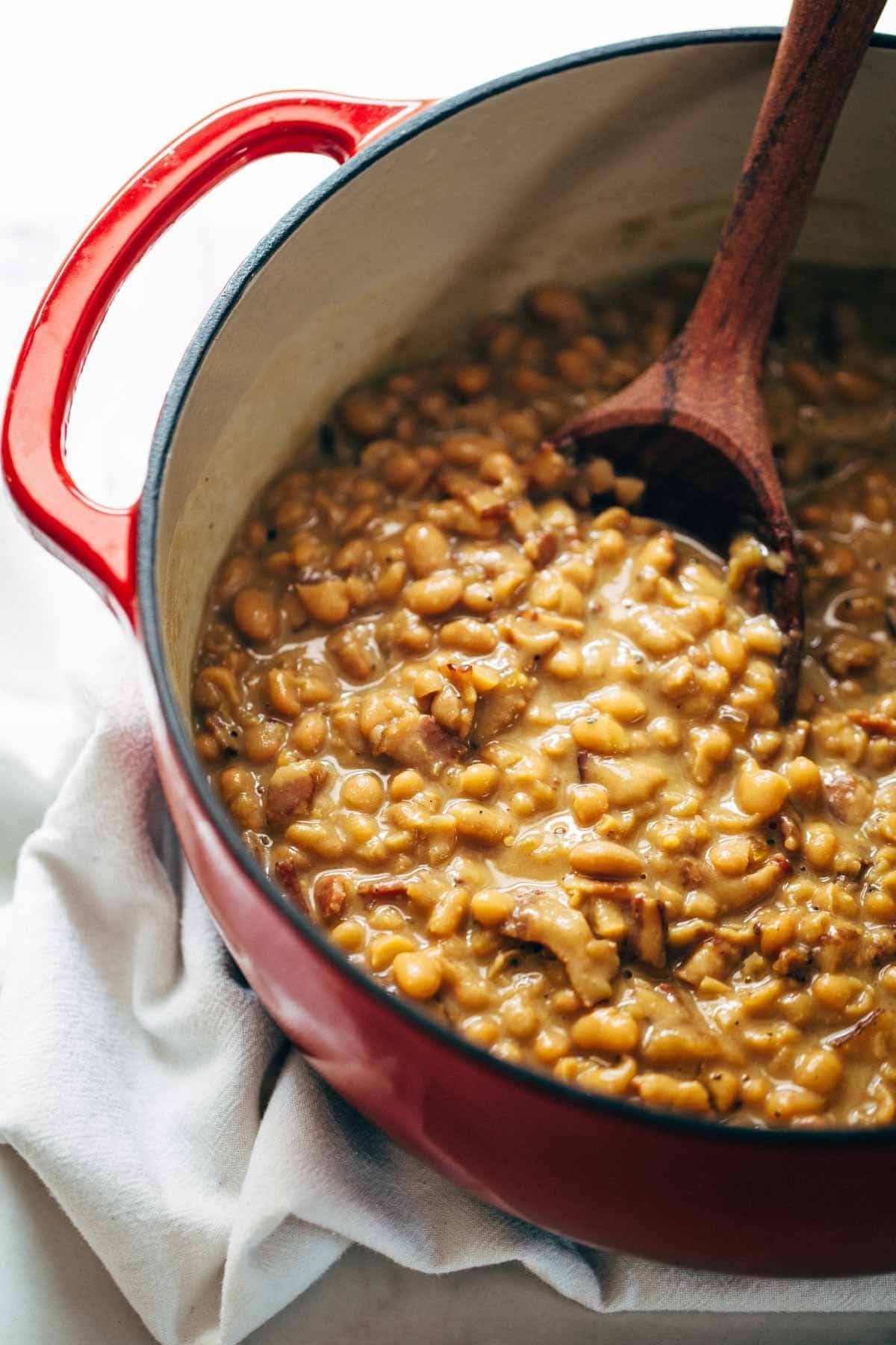 Homemade Brown Sugar Baked Beans! They are saucy, semi-creamy, brown sugar sweet + smoky bacon salty, and deliciously comforting. Five basic ingredients! | pinchofyum.com Homemade Brown Sugar Baked Beans! They are saucy, semi-creamy, brown sugar sweet + smoky bacon salty, and deliciously comforting. Five basic ingredients! | pinchofyum.com
